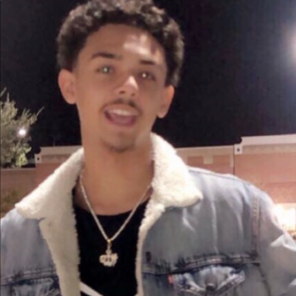 Meet your Posher, Samer - Picture 1 of 1